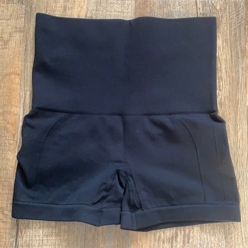Homma Shaping shorts